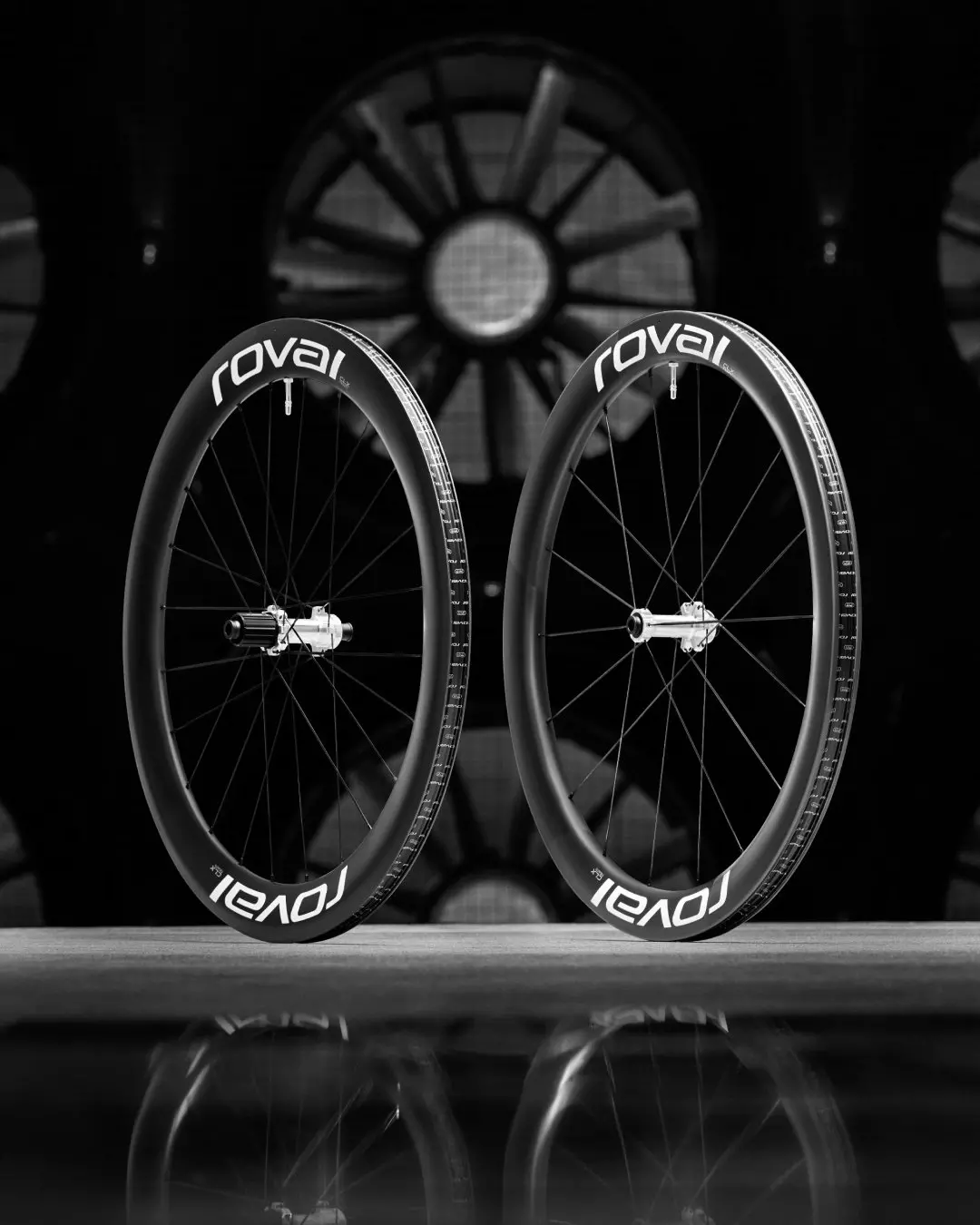 美品 ROVAL RAPIDE CLX 2 ホワイト Roval Rapide CLX II | Specialized.com.cn